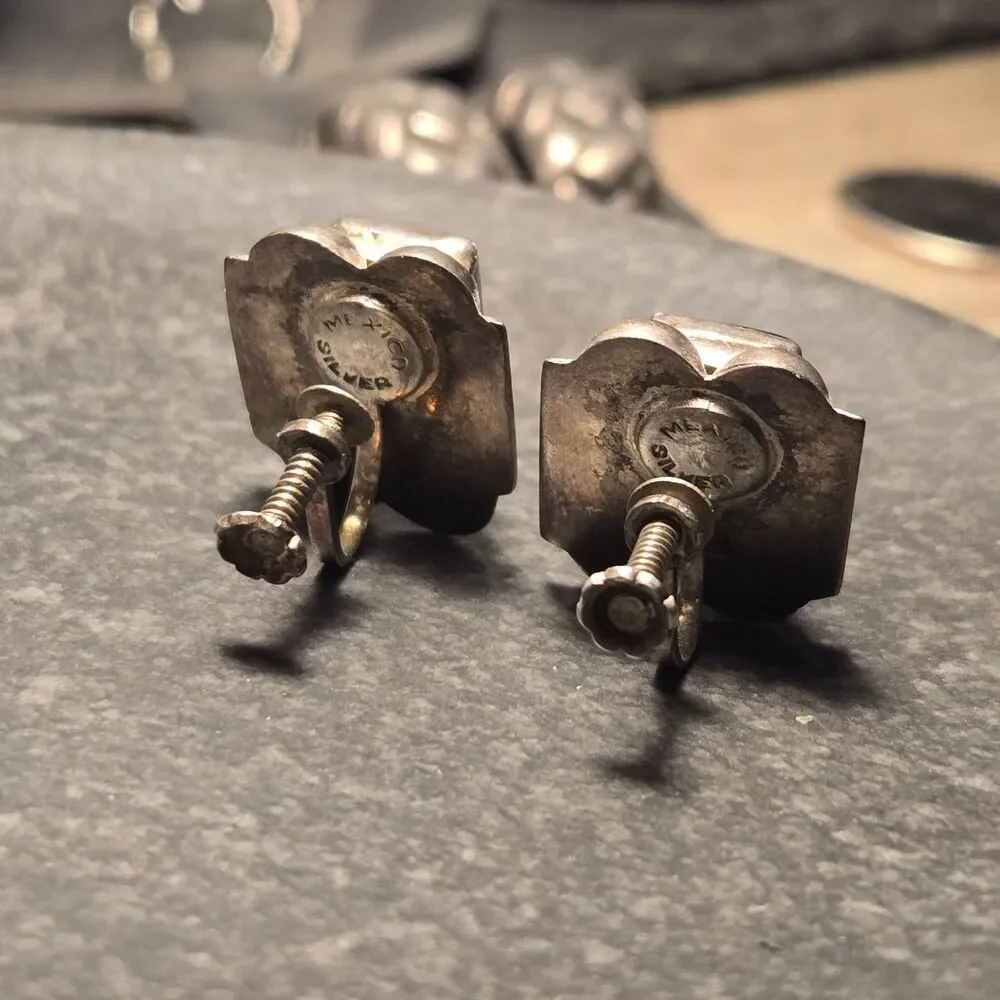 Mexico Black Screw on Sterling Silver Earrings